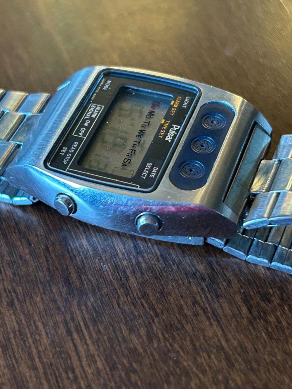 Vintage PULSAR by Seiko Wristwatch Y703-5009A Digital Quartz LCD 1978 Rare! - Picture 7 of 14